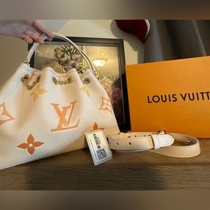 LIMITED EDITION Louis Vuitton Empreinte Summer Bag